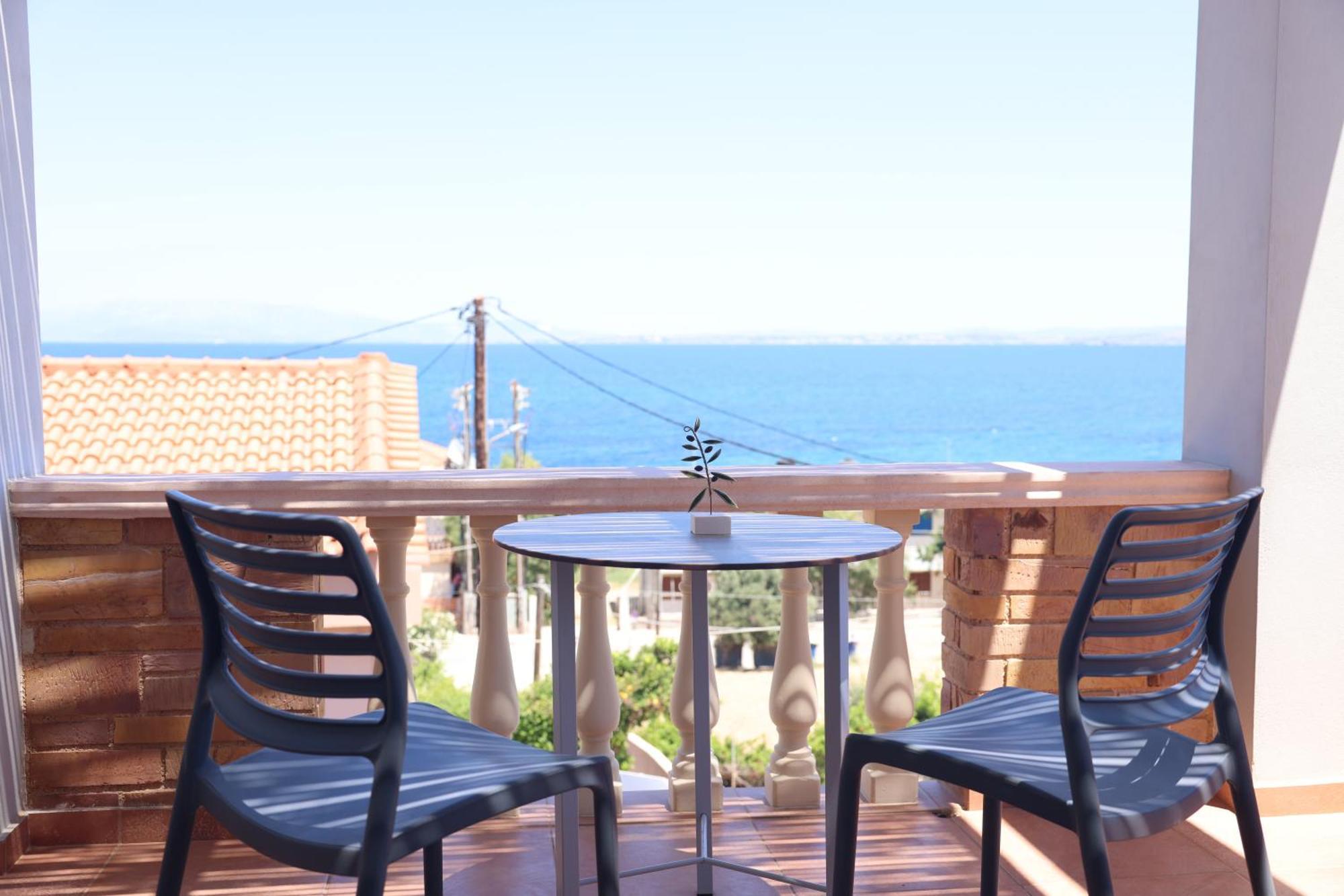 Apartment Chios Shallow Sea