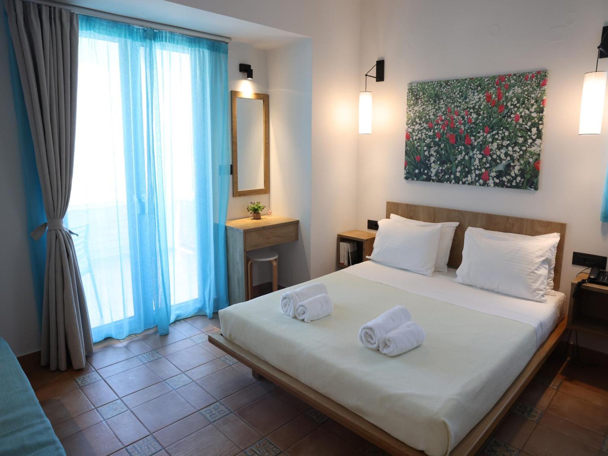 Chios Shallow Sea Apartment