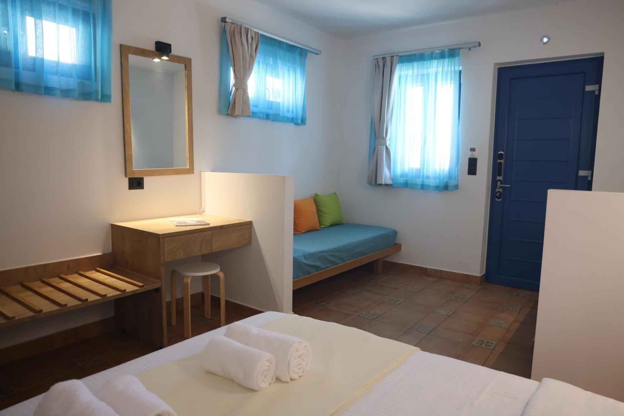 Chios Shallow Sea Apartment *
